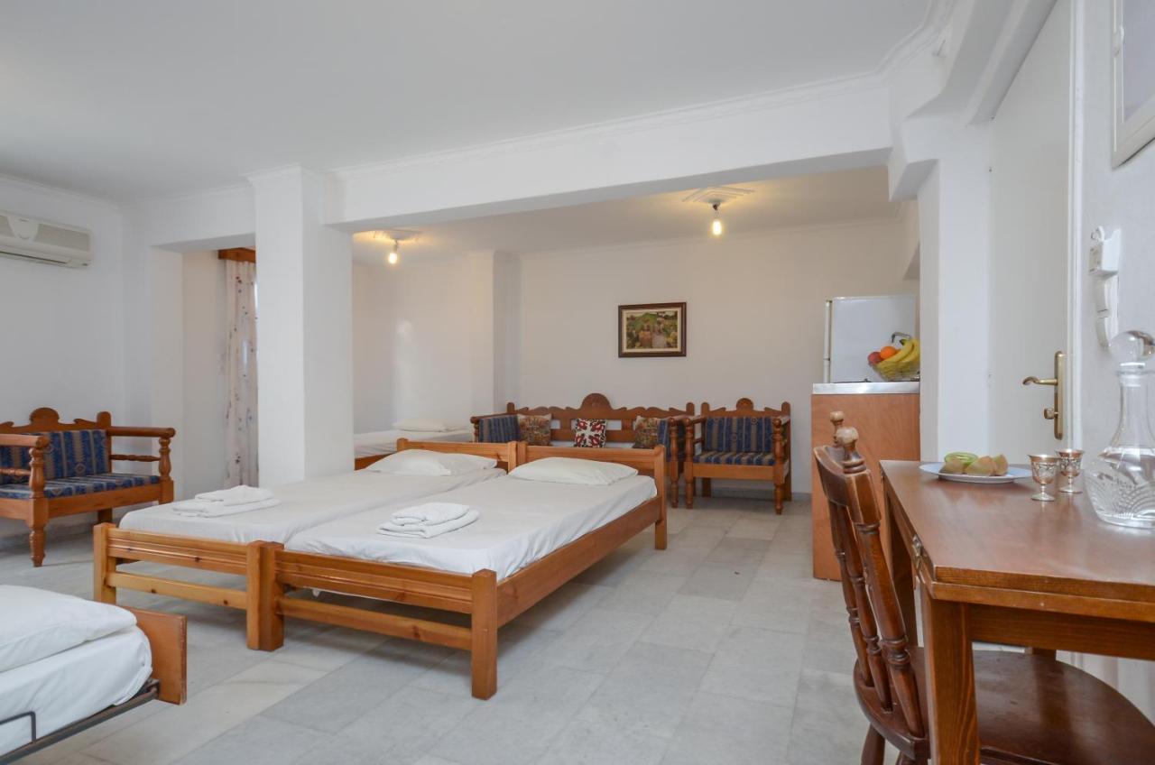 Mike'S Studios Naxos City Extérieur photo