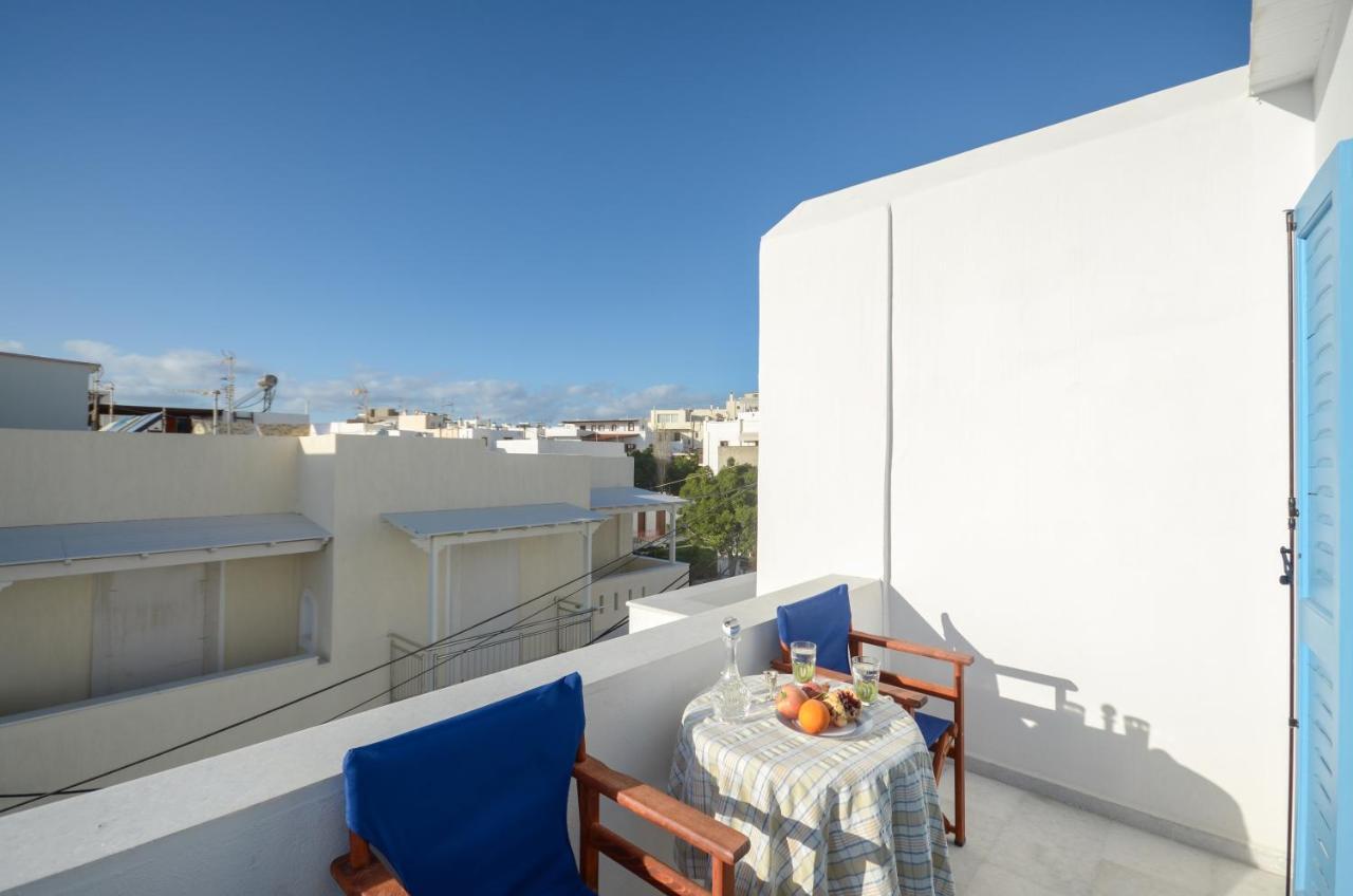 Mike'S Studios Naxos City Extérieur photo